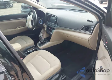 2018 Hyundai Elantra Value Edition z USA, uszkodzony, nr VIN 5NPD84LF9JH391896